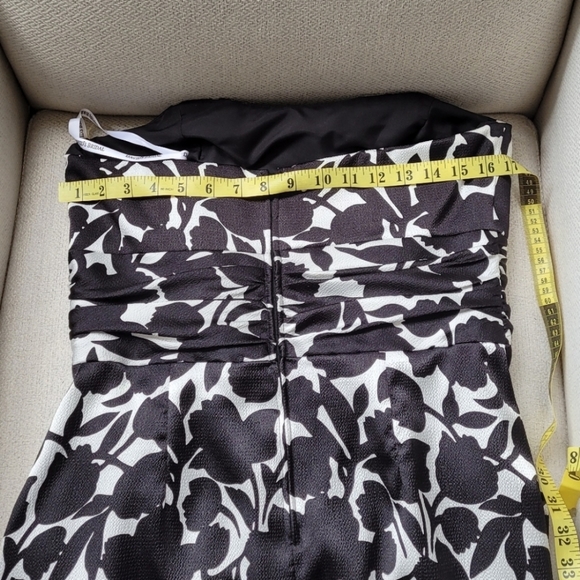 Gorgeous strapless dress from David's Bridal - Picture 9 of 9